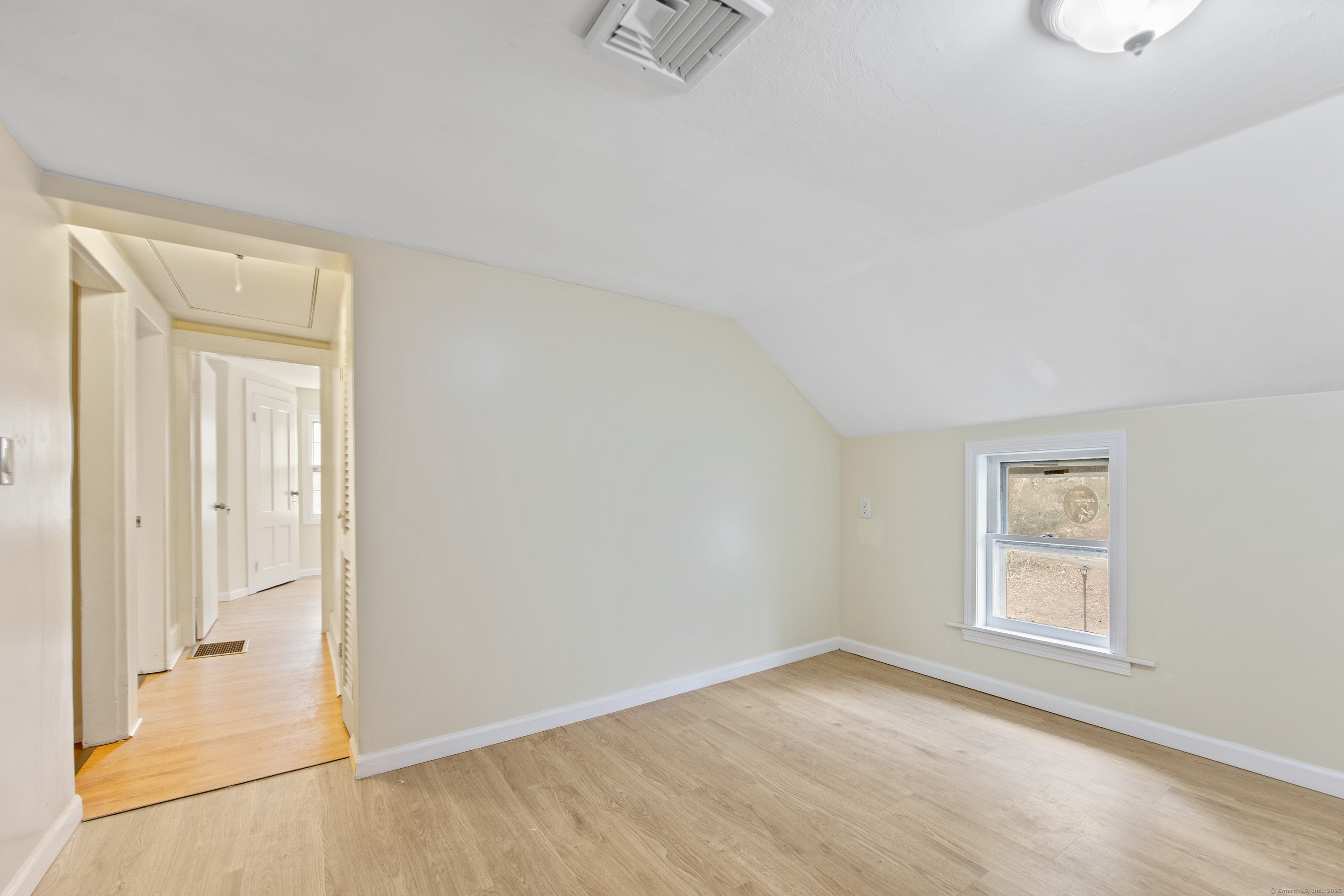 Harwinton, Connecticut 06791, United States, 4 Bedrooms Bedrooms, ,3 BathroomsBathrooms,Residential,Active,84118