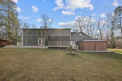 A home in New Hartford