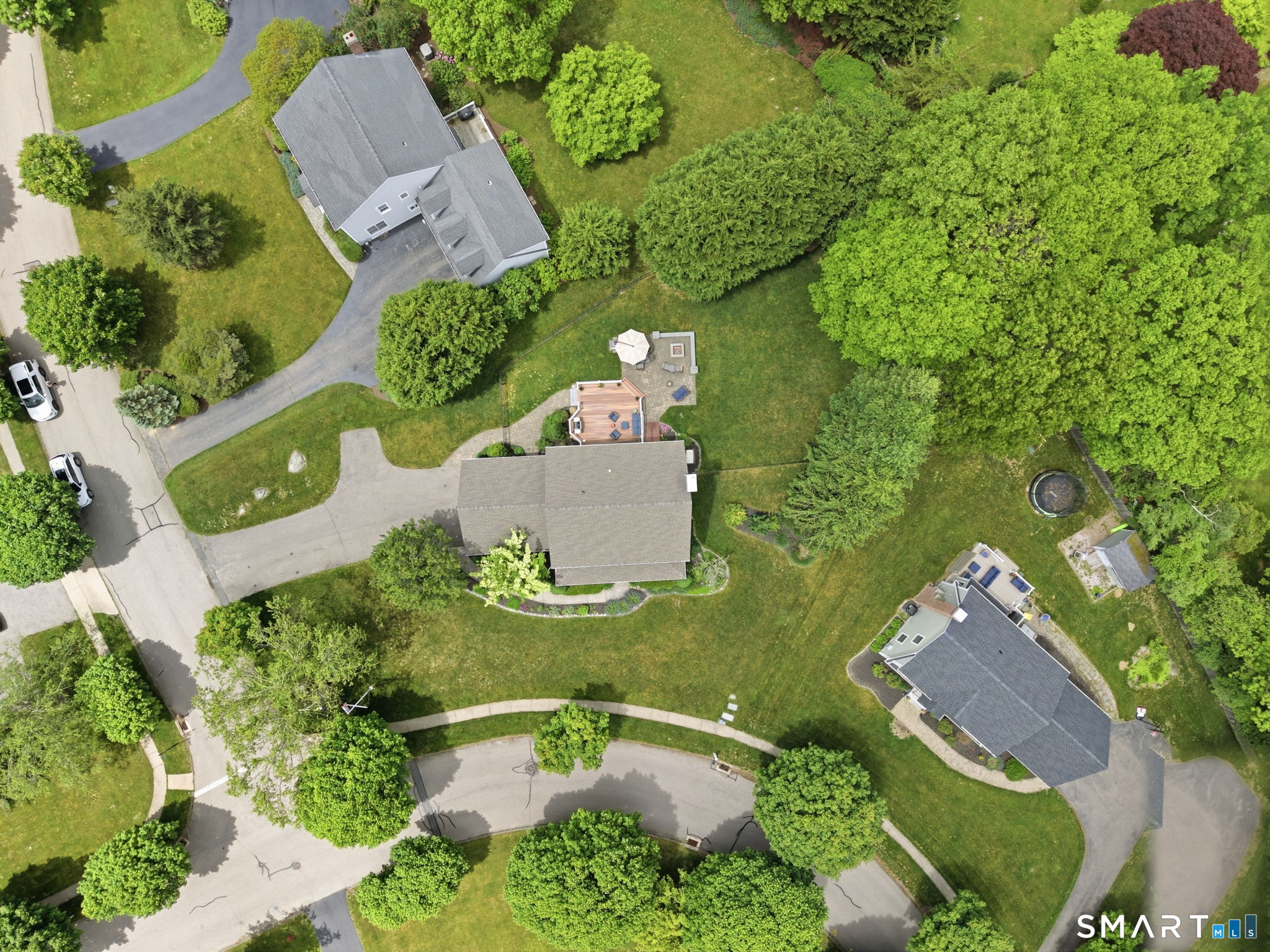 28 River Crest Drive