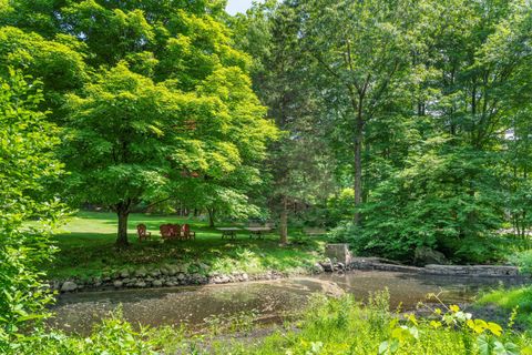 A home in New Canaan