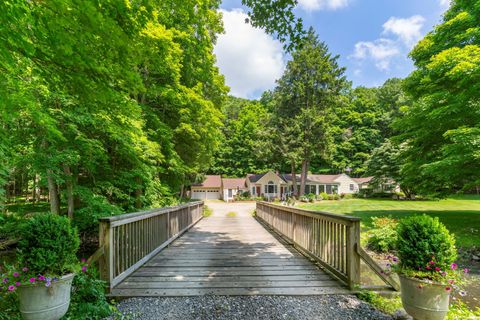 A home in New Canaan