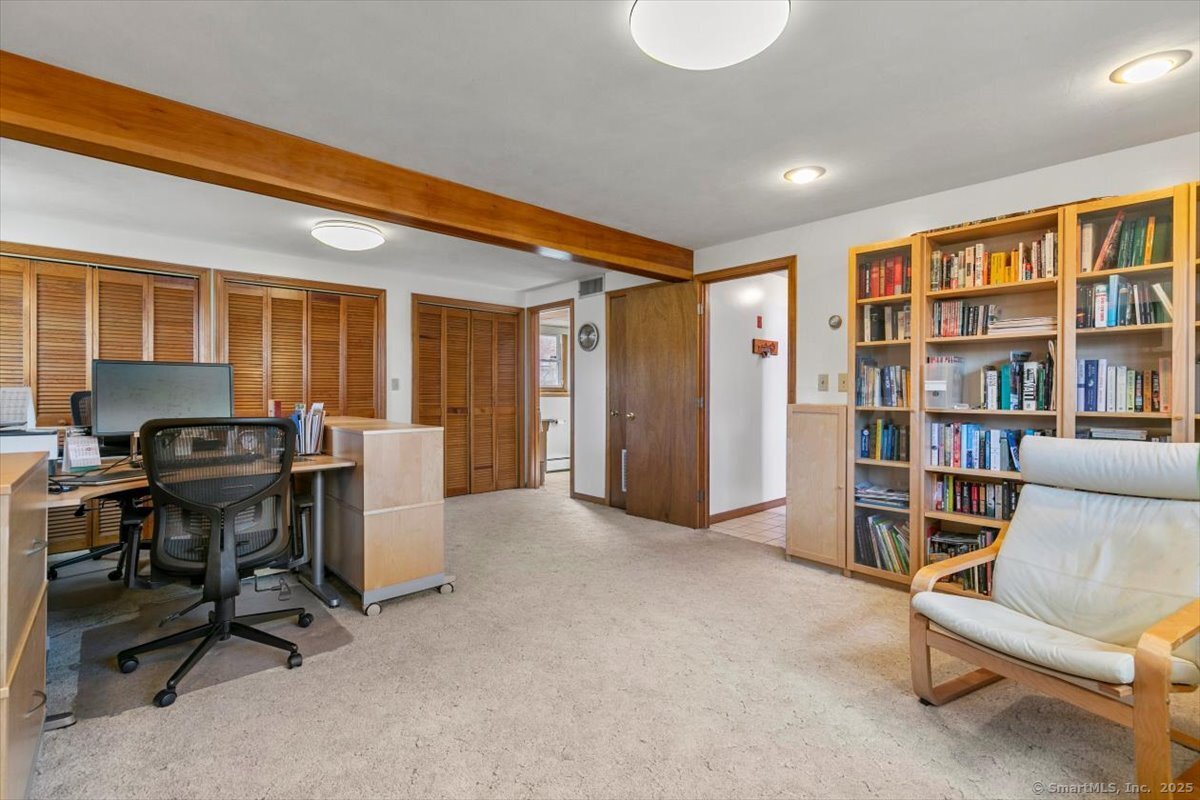 1182 W Woods Road, Hamden, Connecticut image 26