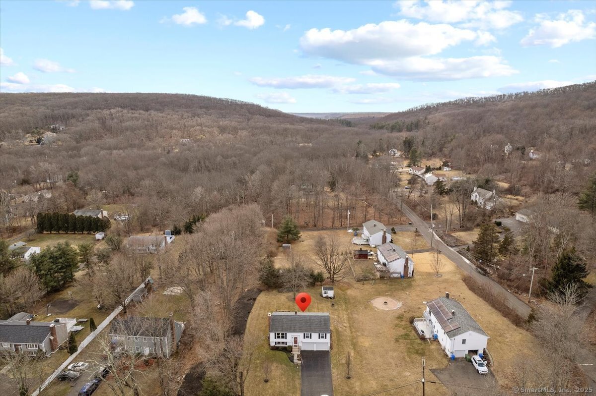 1182 W Woods Road, Hamden, Connecticut image 35