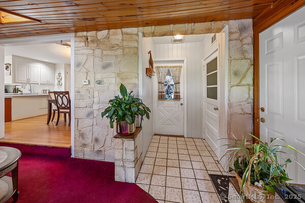 East Hartford, Connecticut 06118, United States, 3 Bedrooms Bedrooms, ,3 BathroomsBathrooms,Residential,Active,187612