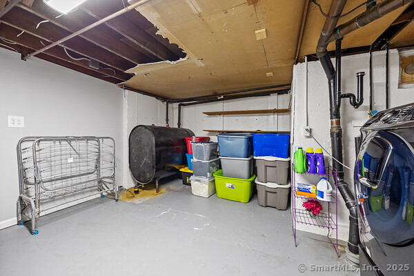 East Hartford, Connecticut 06118, United States, 3 Bedrooms Bedrooms, ,3 BathroomsBathrooms,Residential,Active,187612