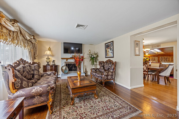 East Hartford, Connecticut 06118, United States, 3 Bedrooms Bedrooms, ,3 BathroomsBathrooms,Residential,Active,187612