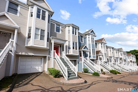 Tiny photo for 916 Quinnipiac Avenue #3, New Haven, CT 06513 (MLS # 24181457)