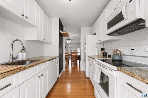 Tiny photo for 916 Quinnipiac Avenue #3, New Haven, CT 06513 (MLS # 24181457)