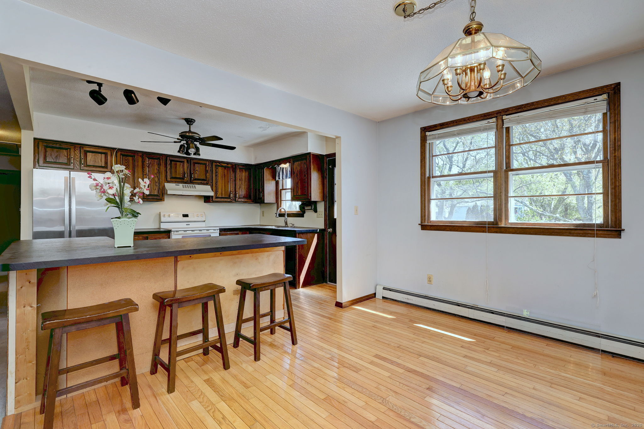 21 Chelsea Circle, Milford, Connecticut image 12