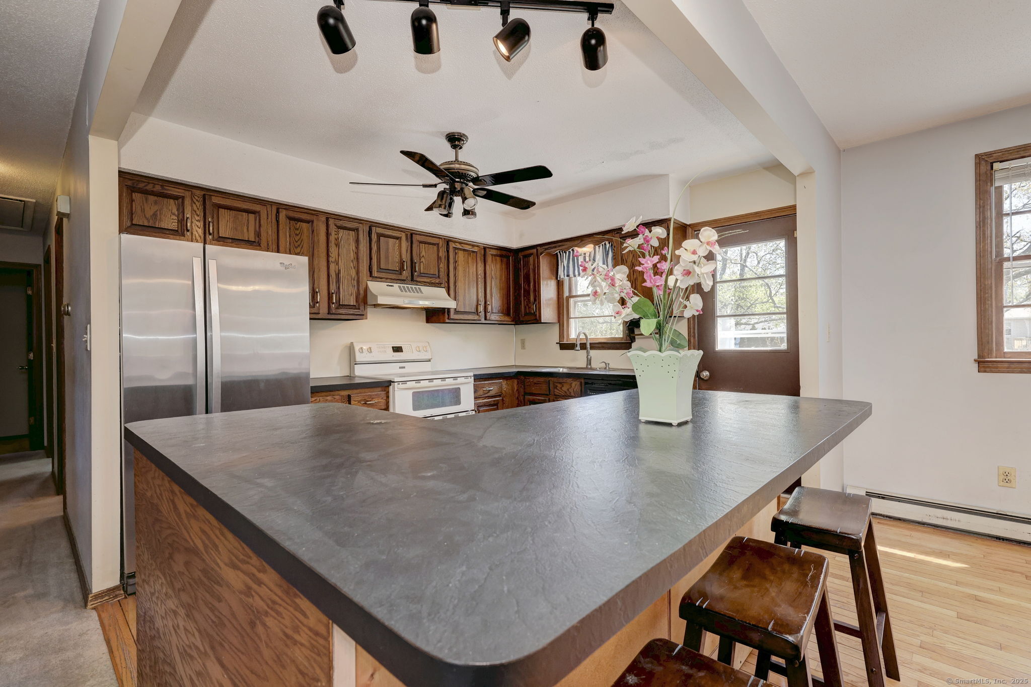 21 Chelsea Circle, Milford, Connecticut image 17