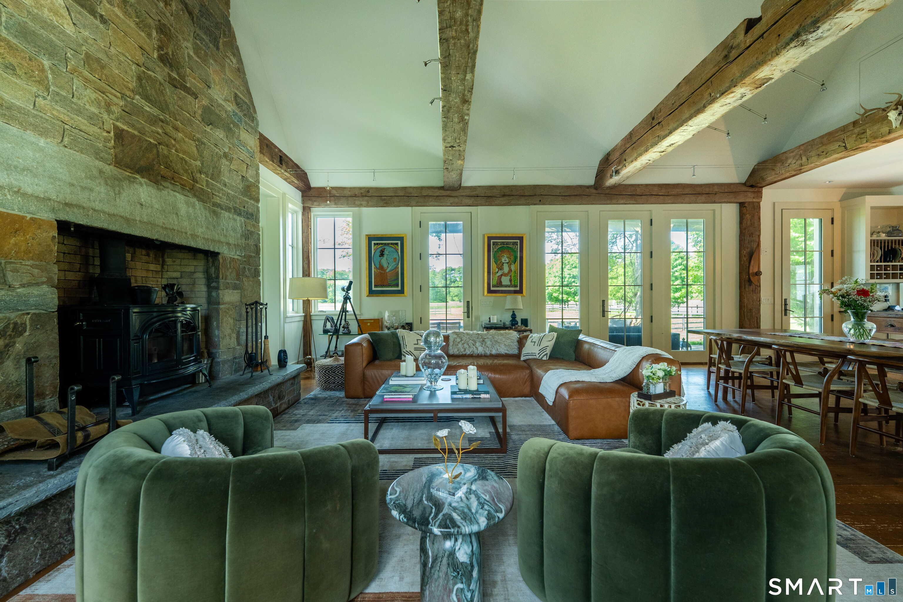 305 Pequot Trail