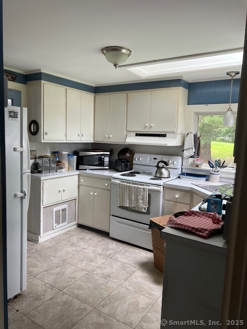 185 Deepwood Drive