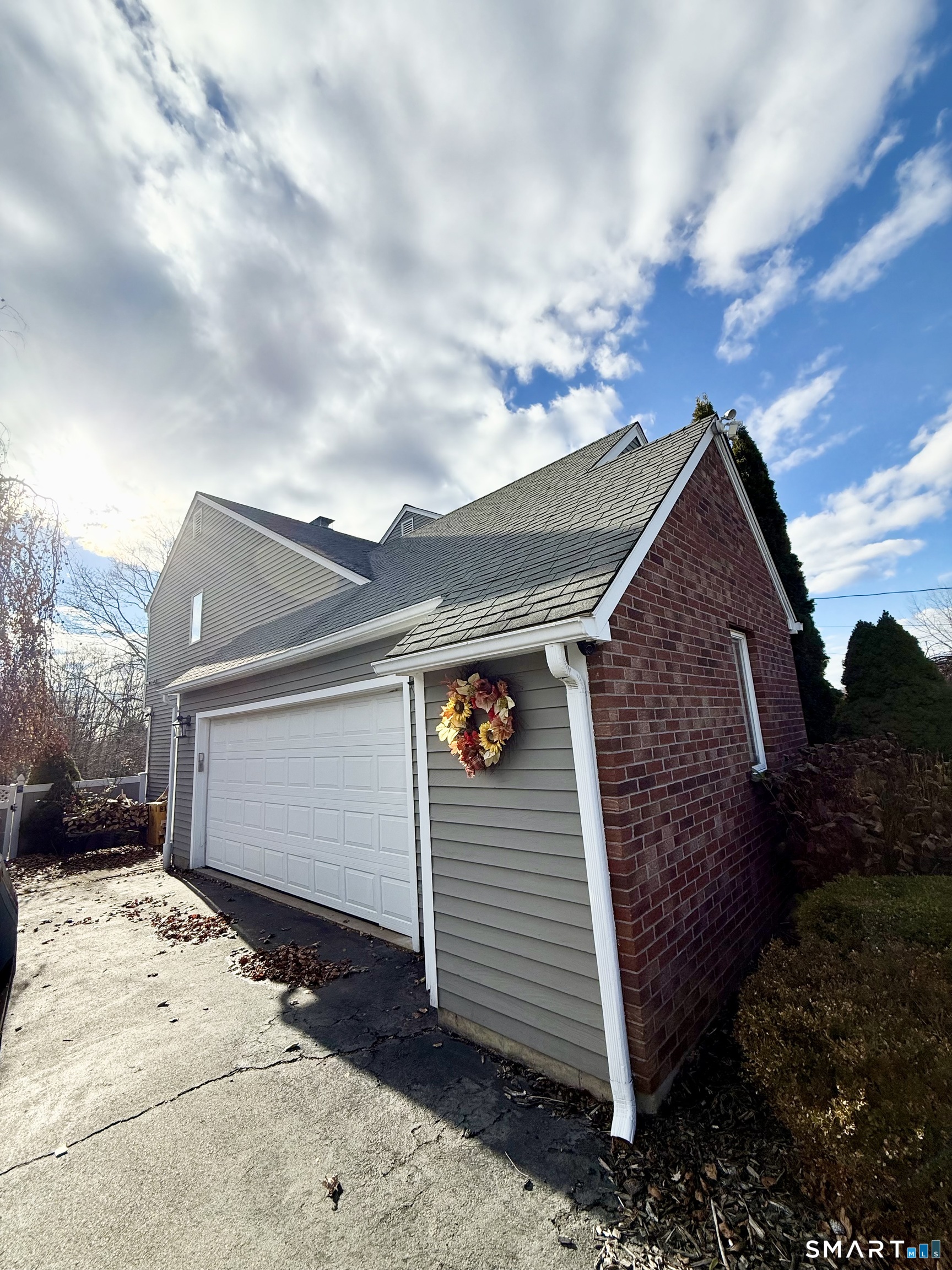 8 Whispering Pines Drive