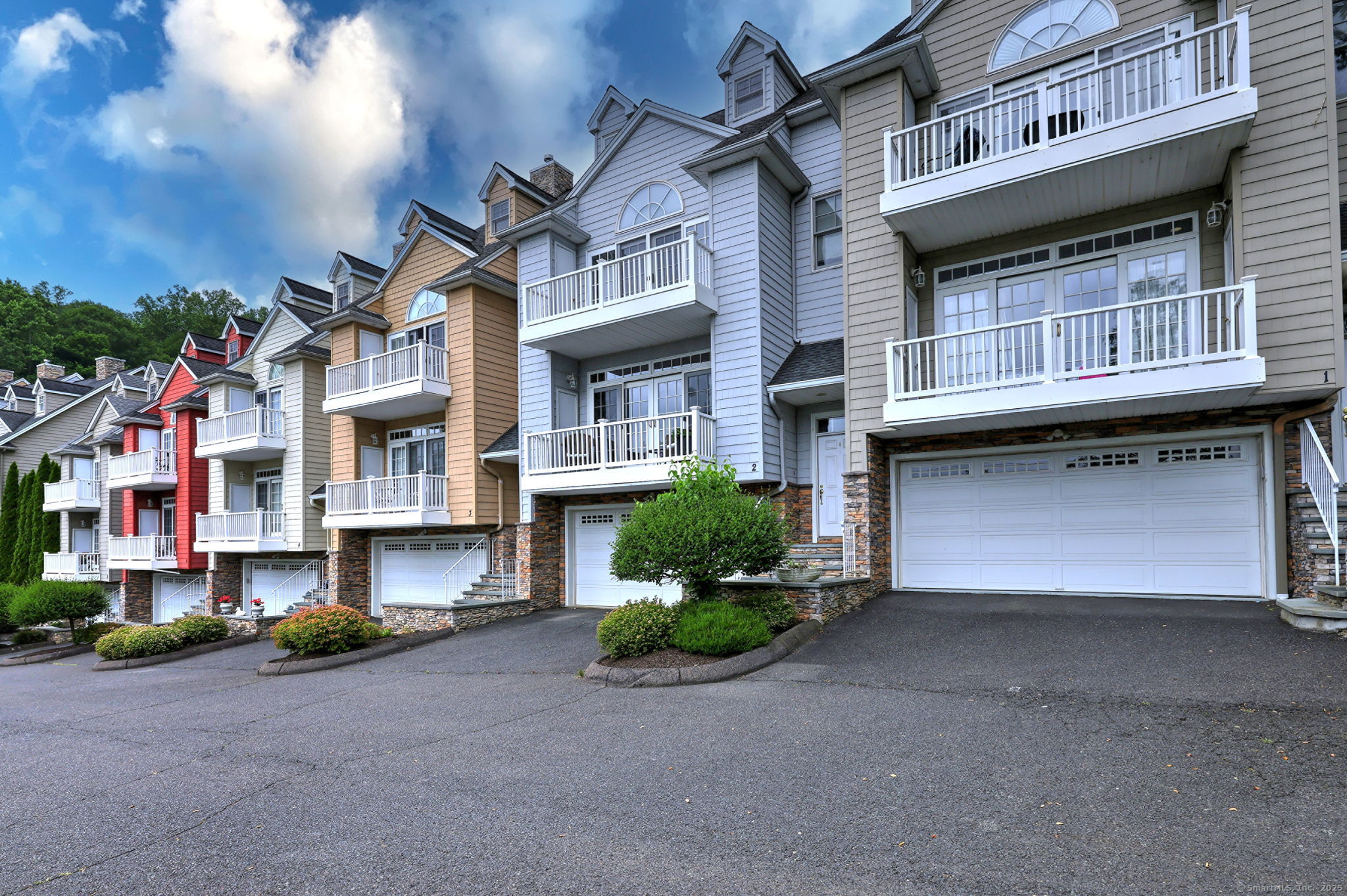 665 River Road 2