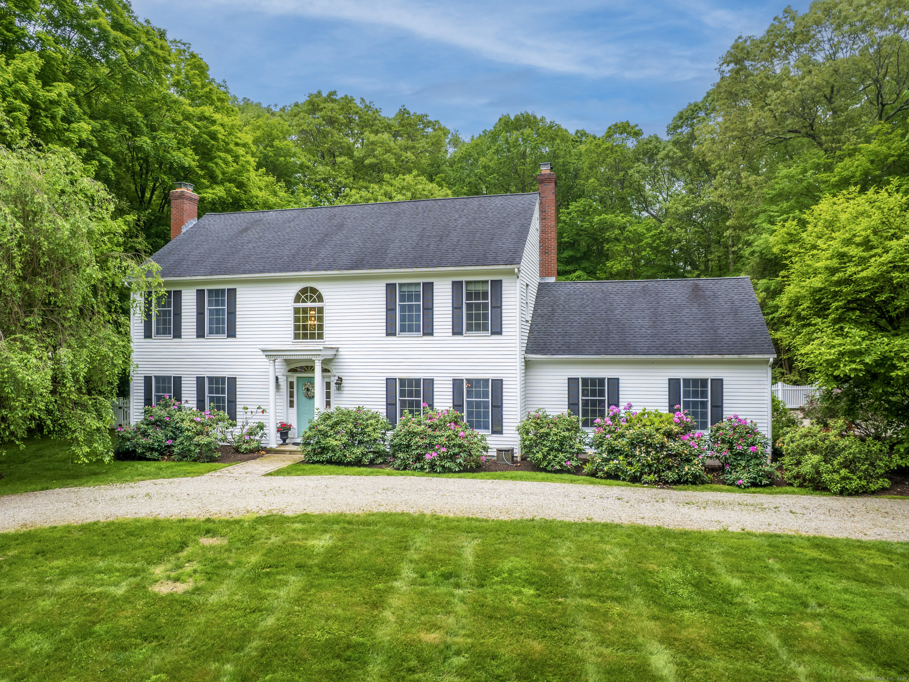 11 Tall Oaks Road