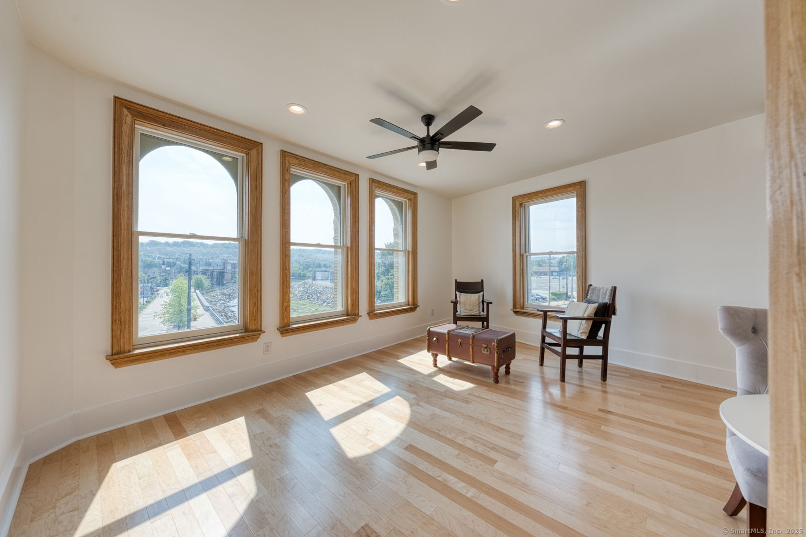Main Street 301, Torrington, Connecticut - 1 Bedrooms  
1 Bathrooms  
2 Rooms - 