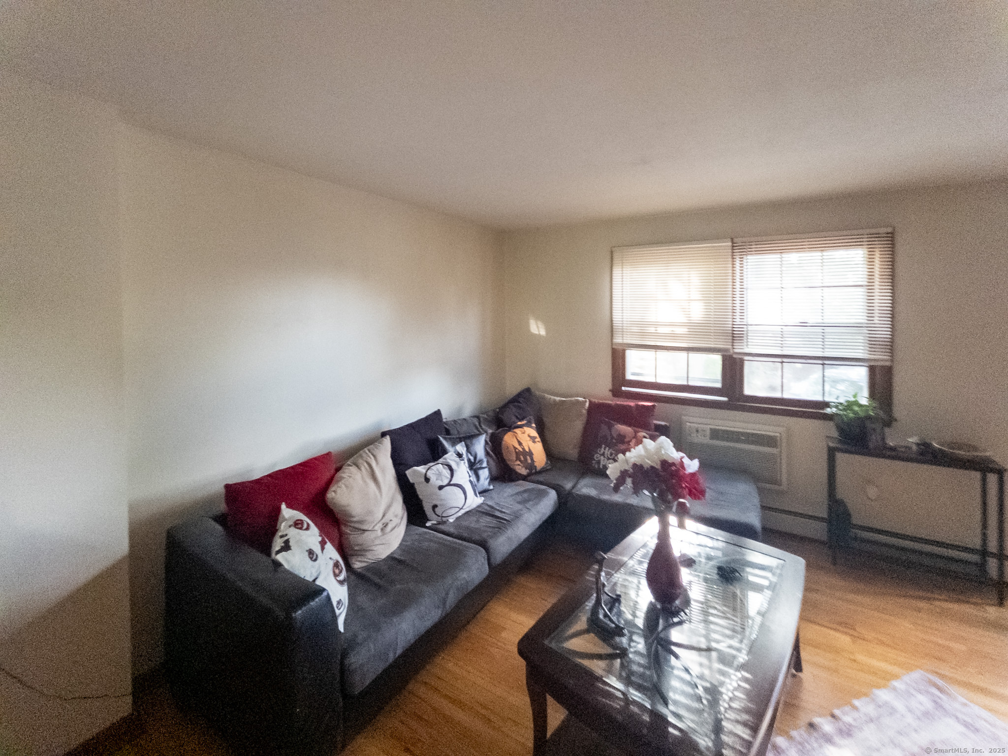 94 Middle Turnpike East APT 4