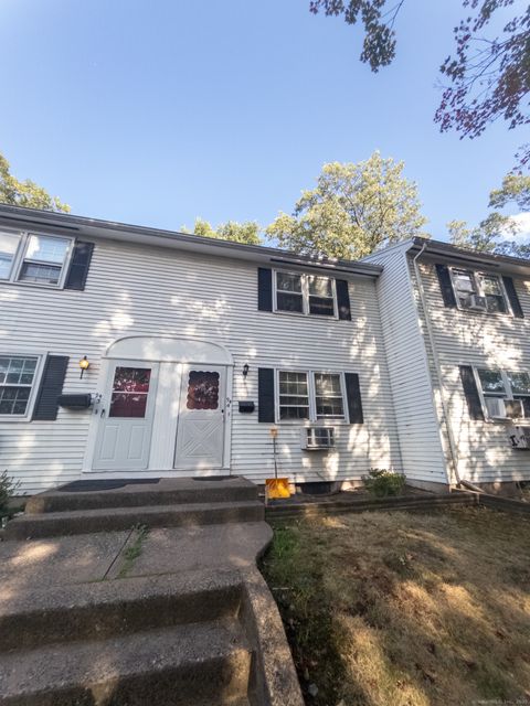 94 Middle Turnpike East APT 4 Manchester CT 06040