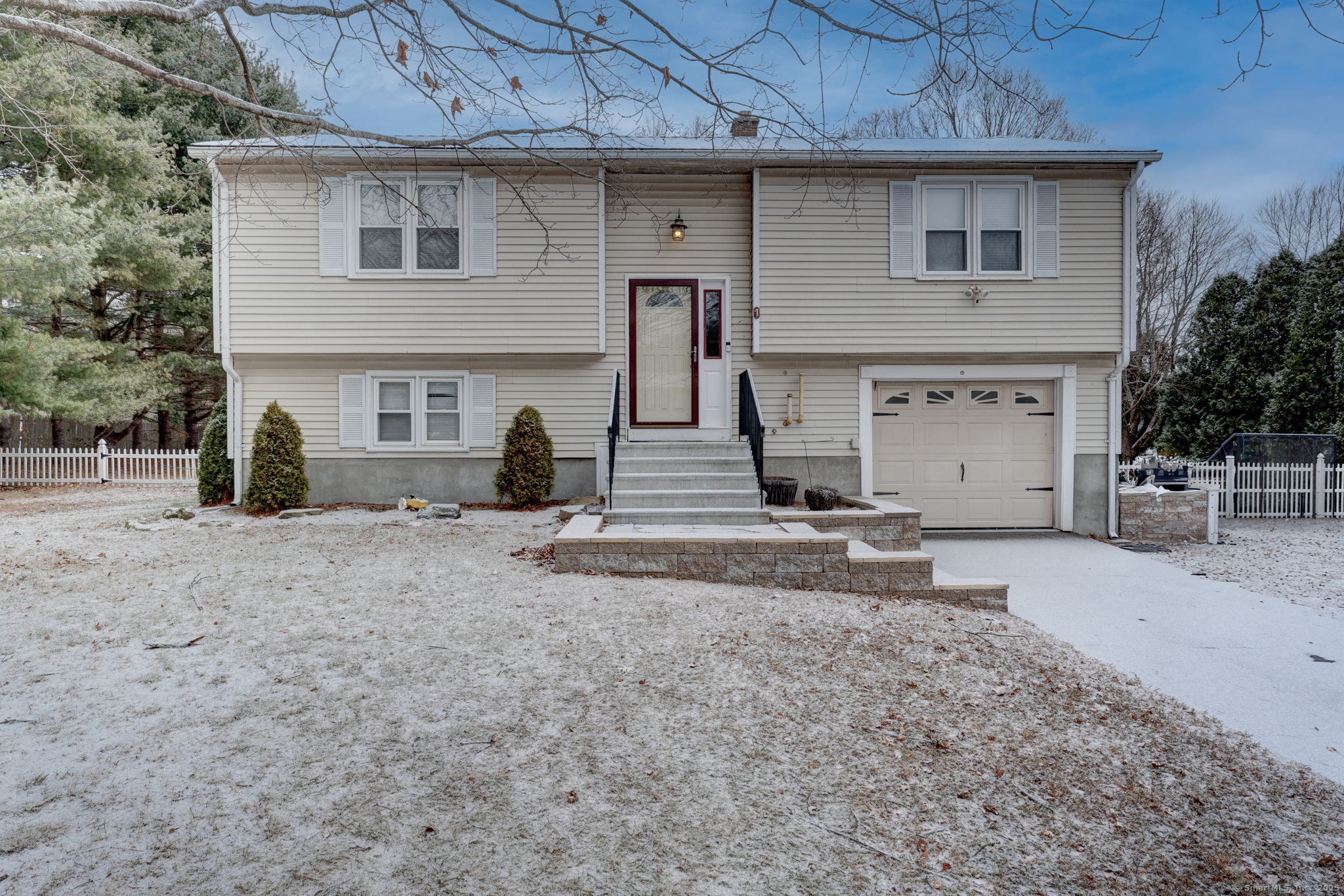 1 Sprucewood Drive, Ellington, Connecticut image 1