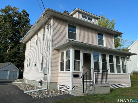 Homes For Rent - 35 West Street<br/> Cromwell, CT 06416