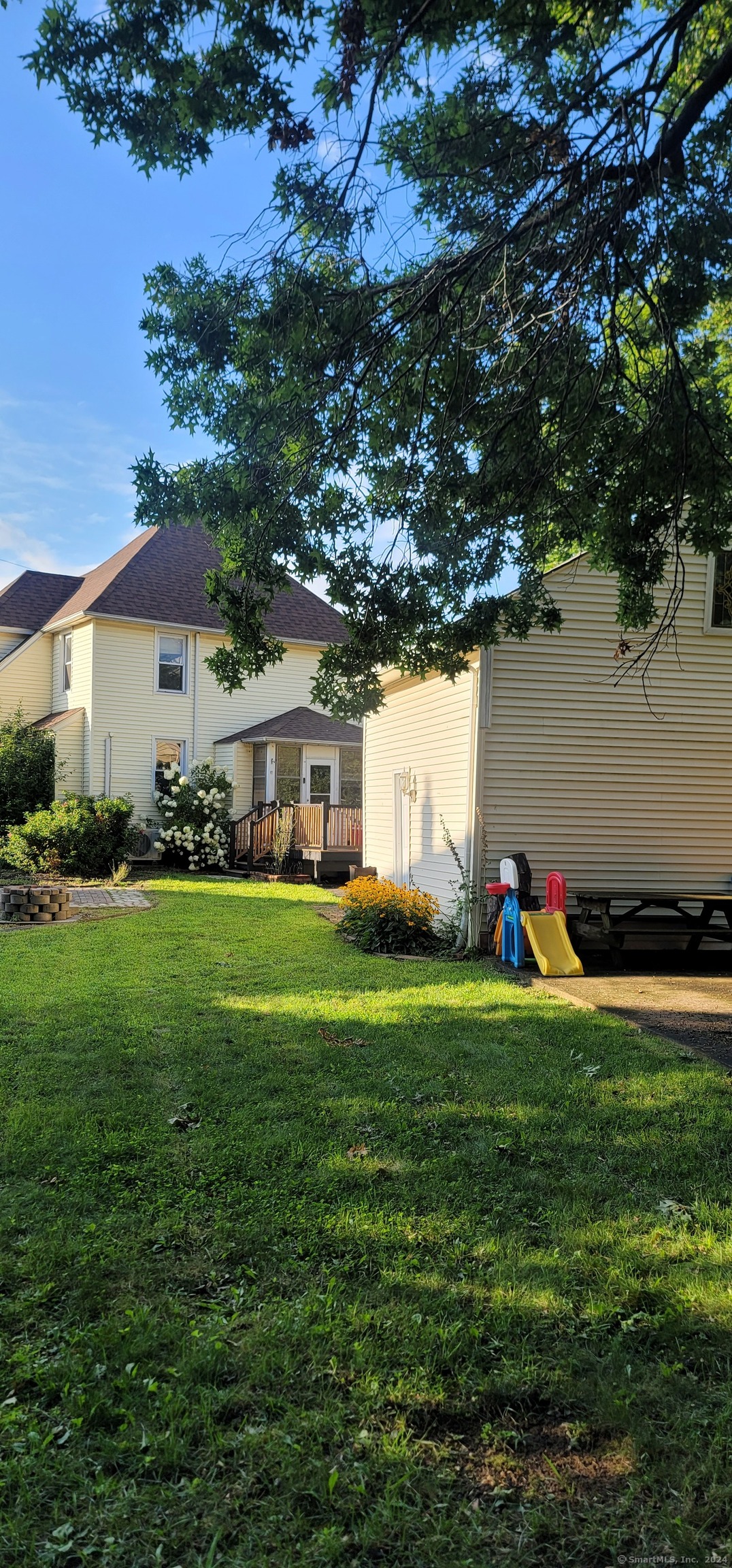 55 Daniel Street, East Hartford, Connecticut image 8