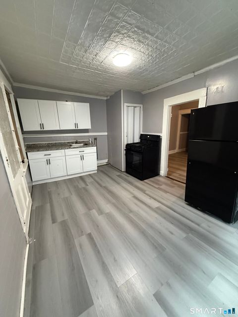 Photo of 28 Hill Street #2N, Waterbury, CT 06704 (MLS # 24155810)