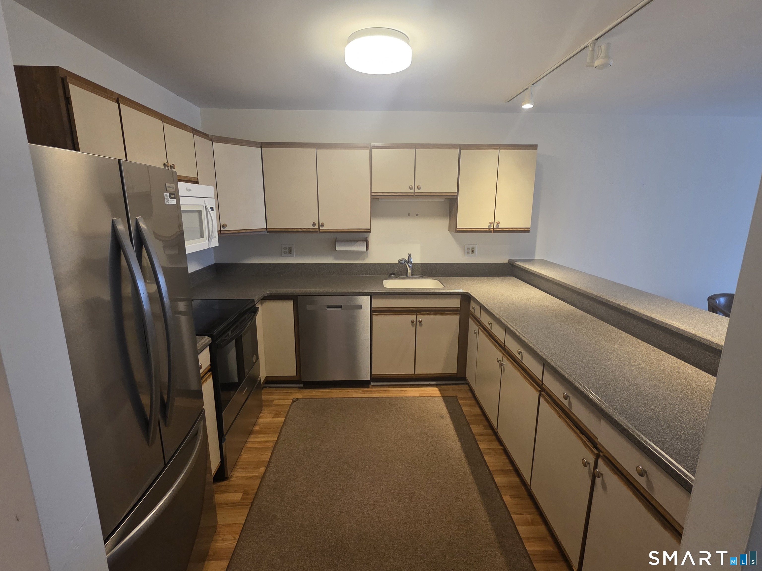 136 Deer Hill Avenue 308