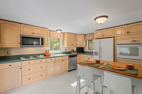 Tiny photo for 9 Meadow Lane, Farmington, CT 06032 (MLS # 24129097)
