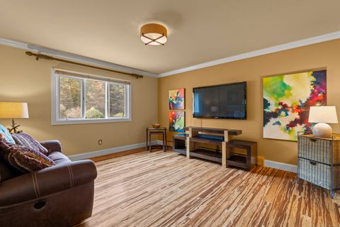 Tiny photo for 9 Meadow Lane, Farmington, CT 06032 (MLS # 24129097)