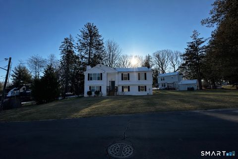 654 Laurel ST Unit 1 Street East Haven CT 06512