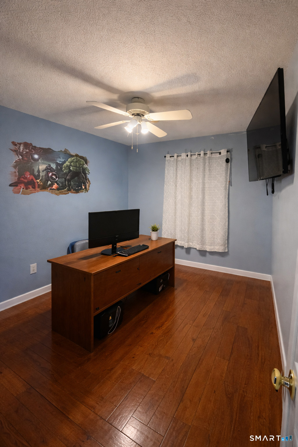 654 Laurel ST Unit 1 Street