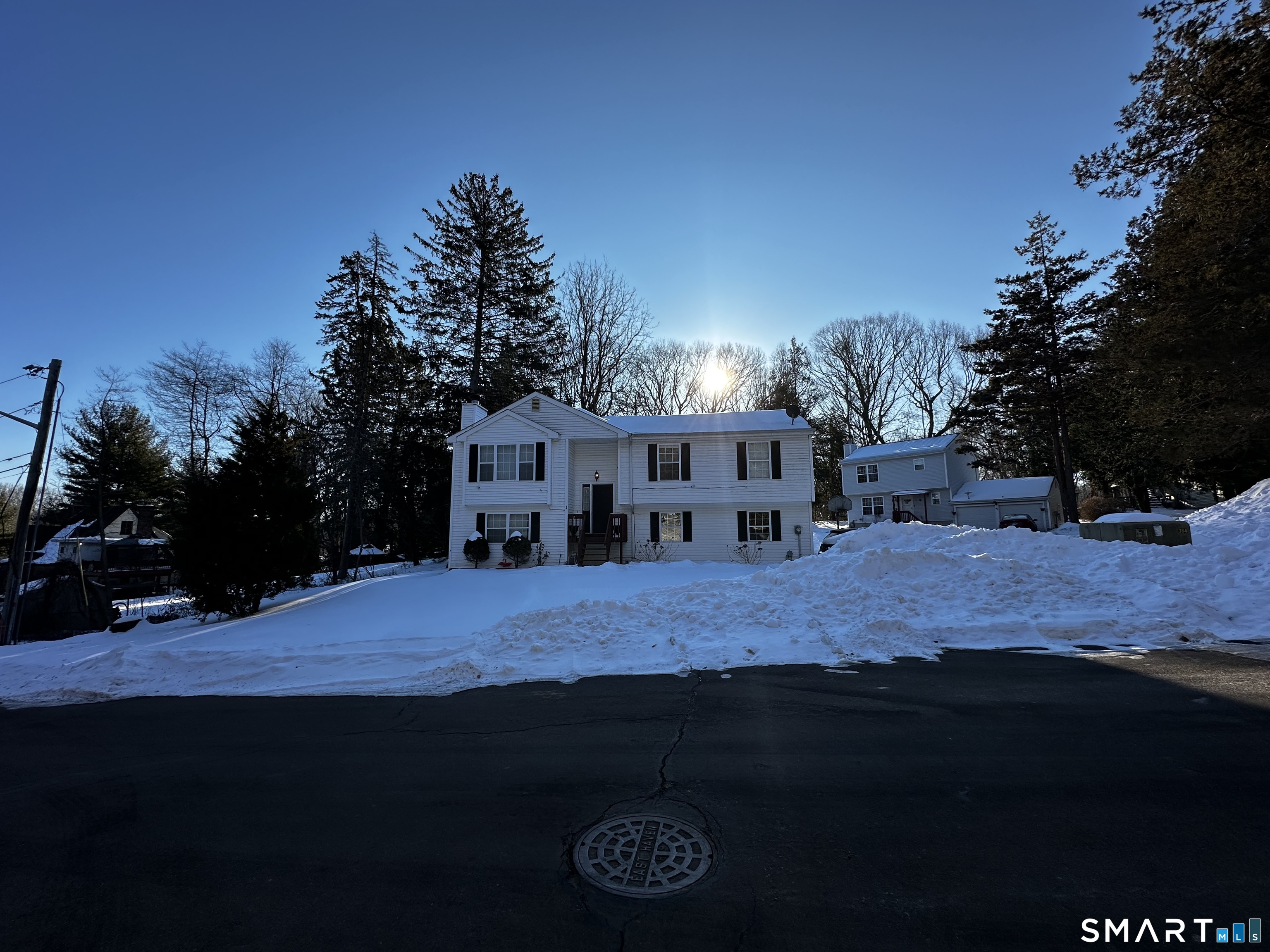 654 Laurel ST Unit 1 Street