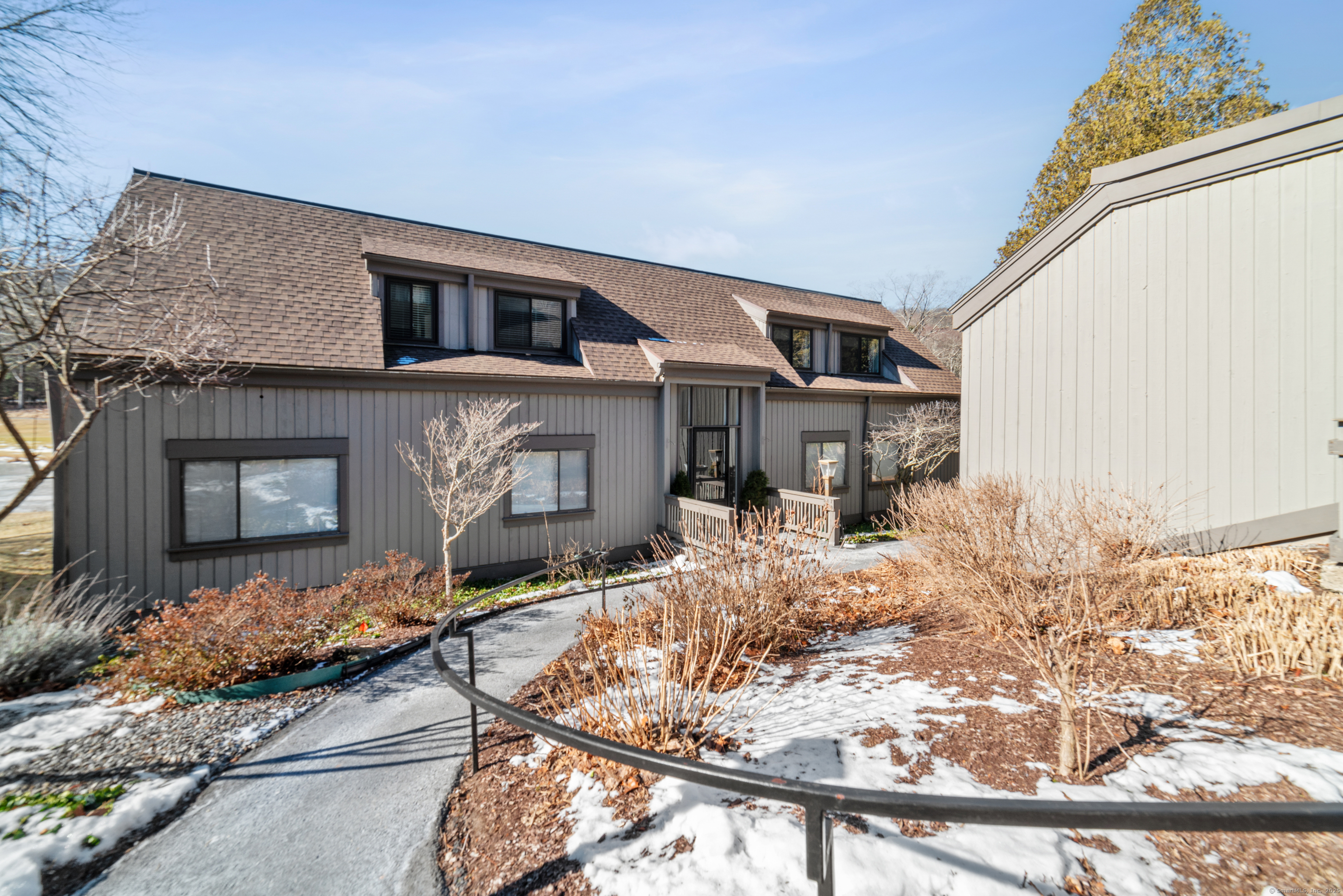 587 Heritage Village #D, Southbury, Connecticut image 22
