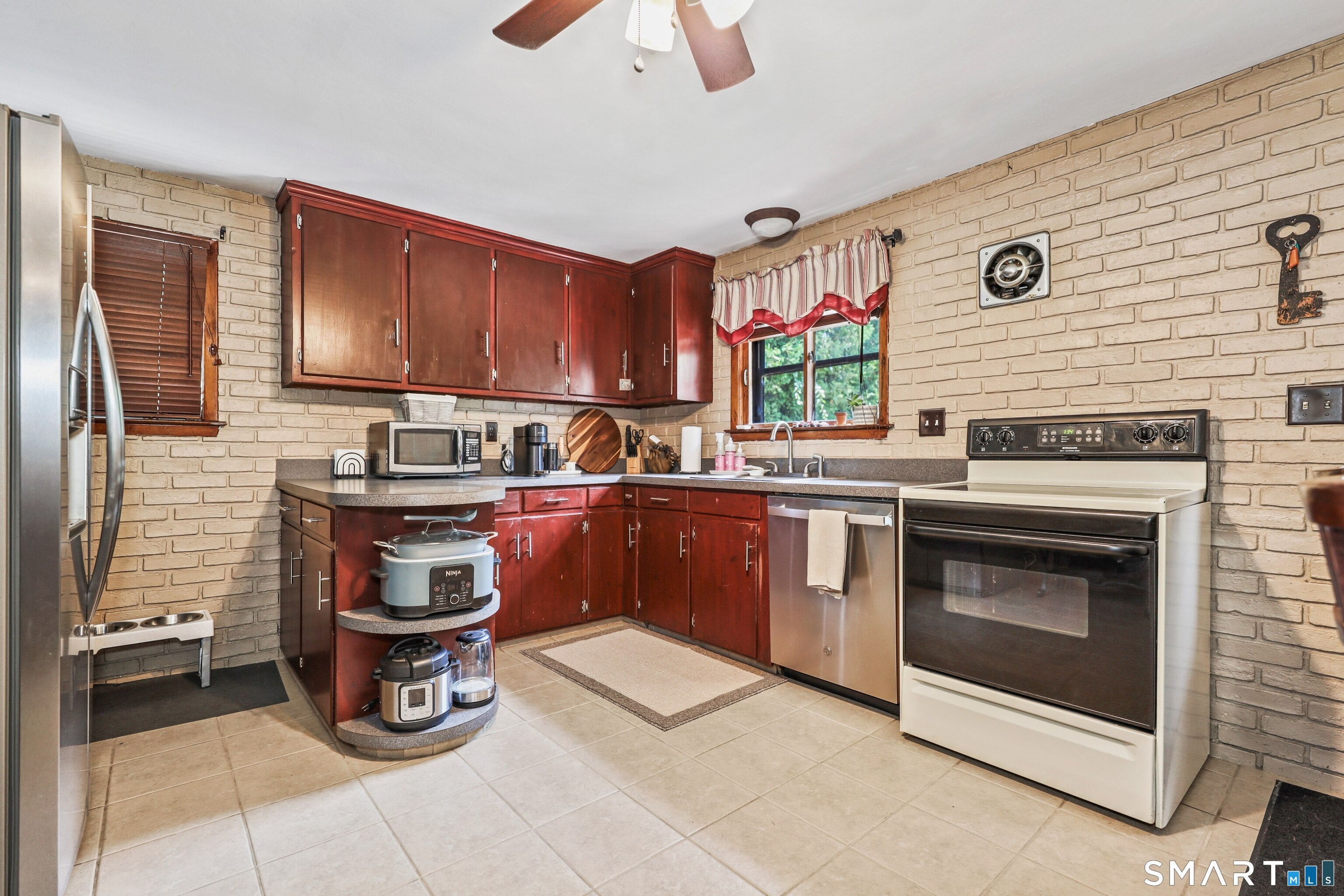 73 Orchard Lane