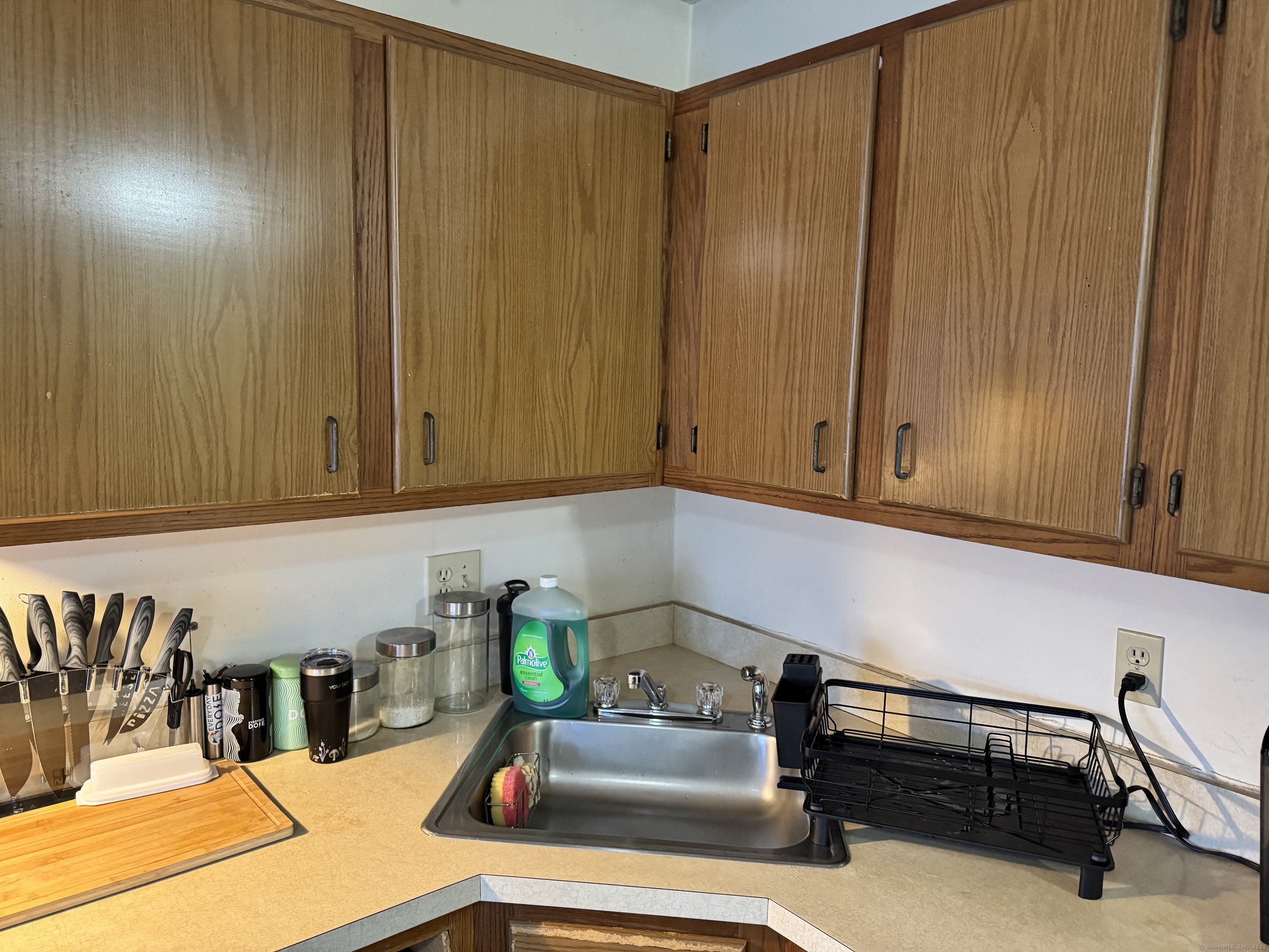 499 Scott Road #APT 13, Waterbury, Connecticut image 5