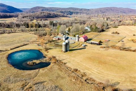 A home in Amenia