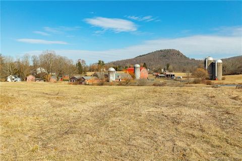 A home in Amenia