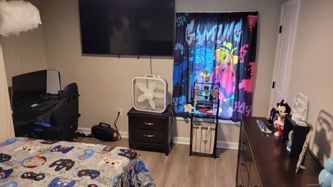 Tiny photo for 515 Liberty Street #515, Meriden, CT 06450 (MLS # 24143961)