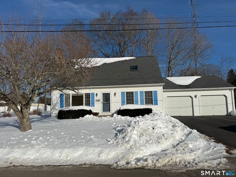 Photo of 29 Sherwood Terrace, Old Saybrook, CT 06475 (MLS # 24151910)