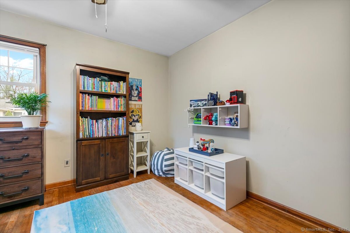 39 Locke Drive, North Haven, Connecticut image 9