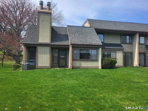 Photo of 85 Viscount Drive #2F, Milford, CT 06460 (MLS # 24118122)