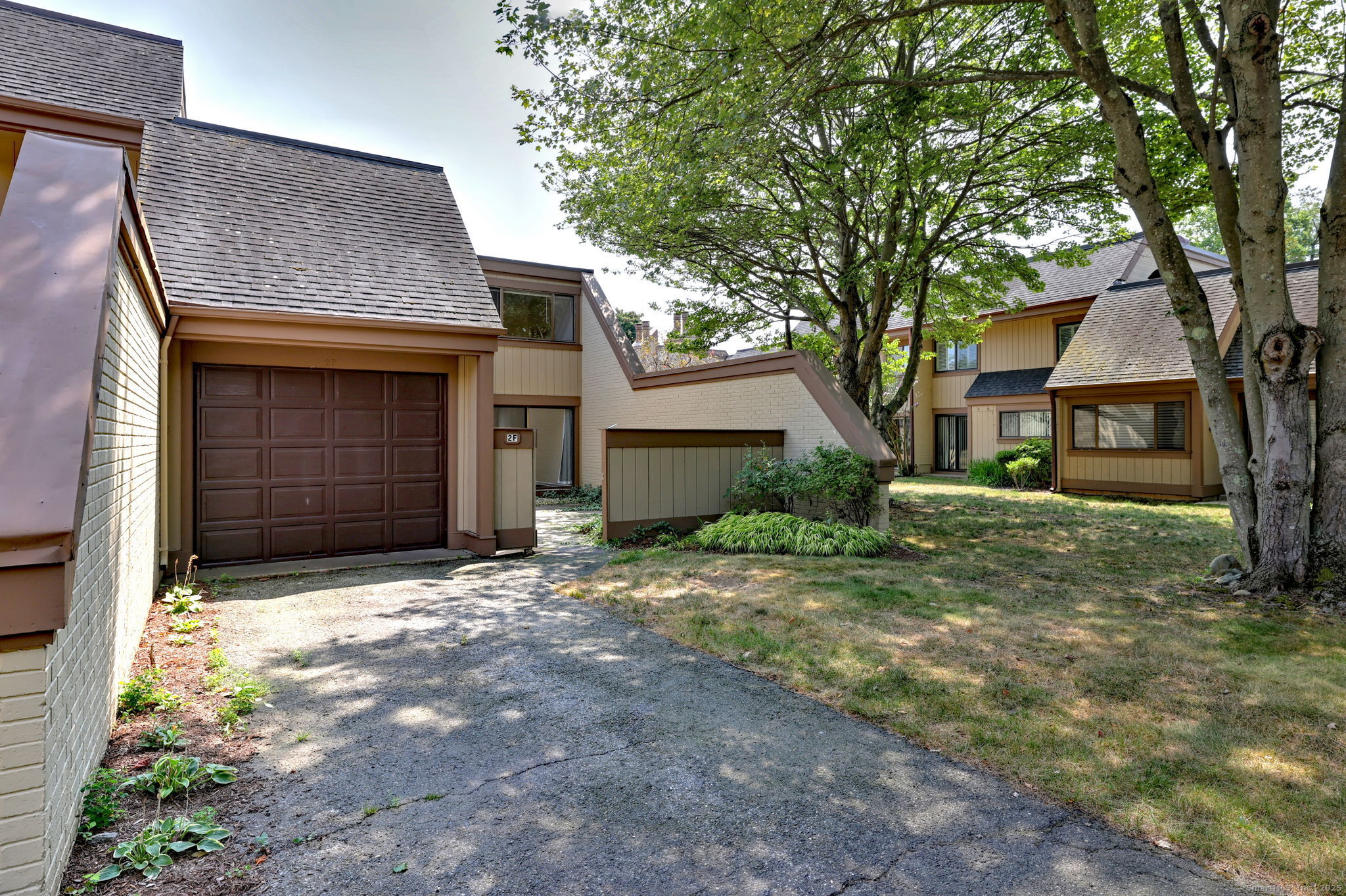 85 Viscount Drive 2F