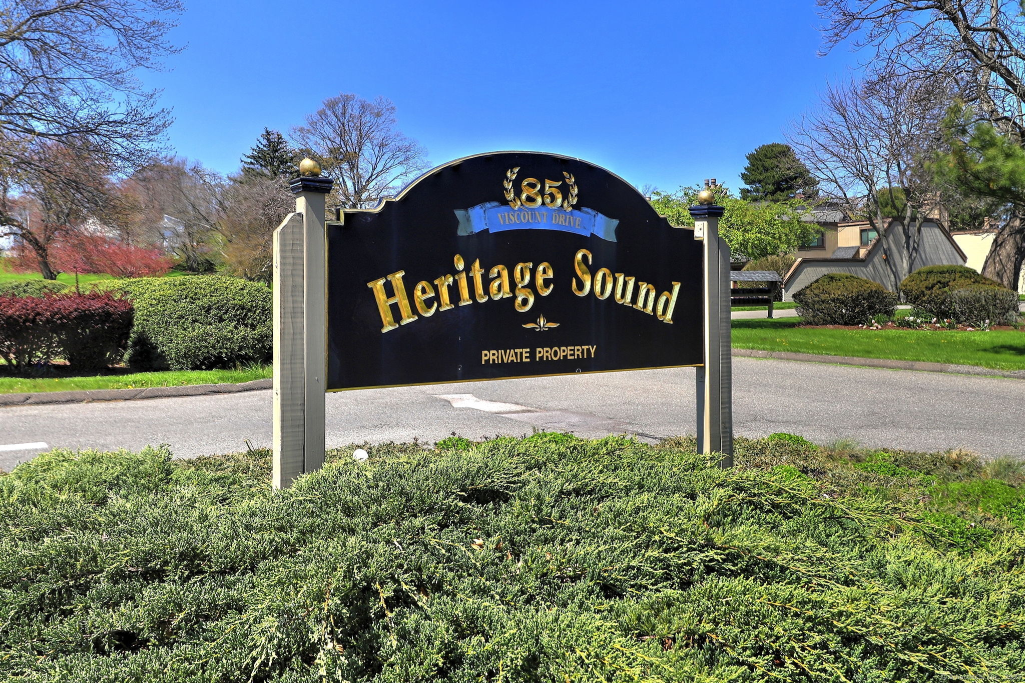 85 Viscount Drive 2F