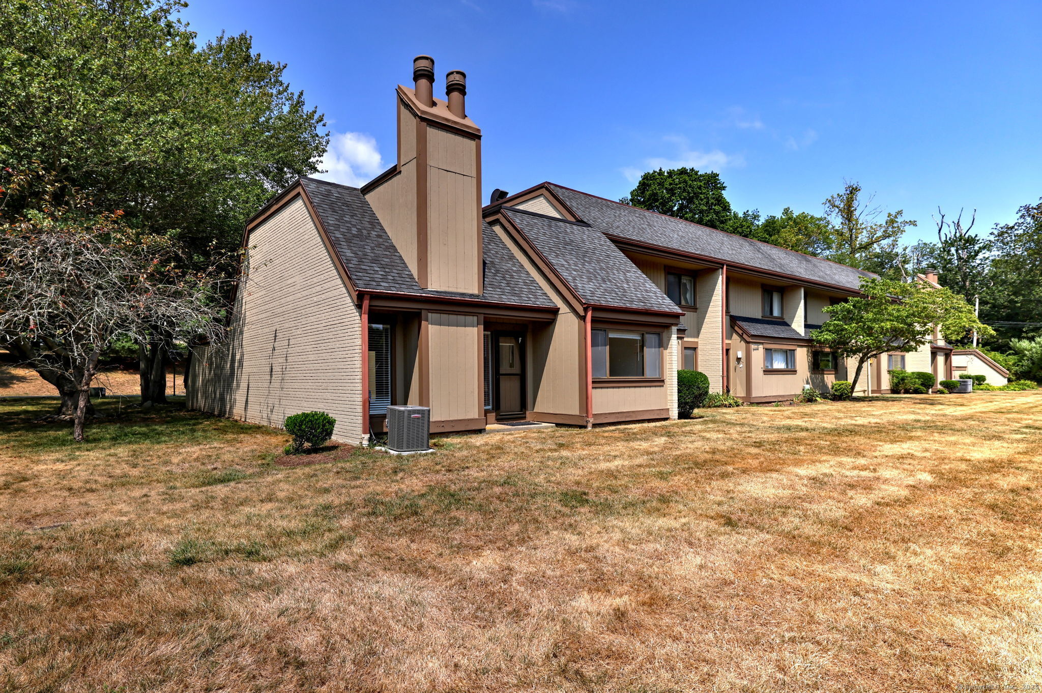 85 Viscount Drive 2F