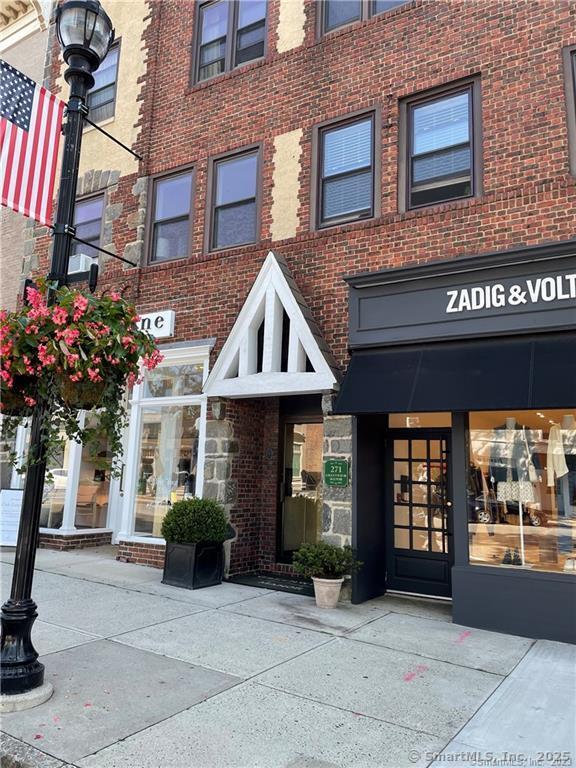 Greenwich, Connecticut 06830, United States, 1 Bedroom Bedrooms, ,1 BathroomBathrooms,Residential,Active,90787