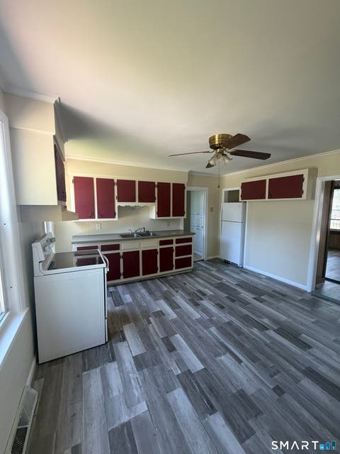 Tiny photo for 83 Community Avenue, Plainfield, CT 06374 (MLS # 24183612)