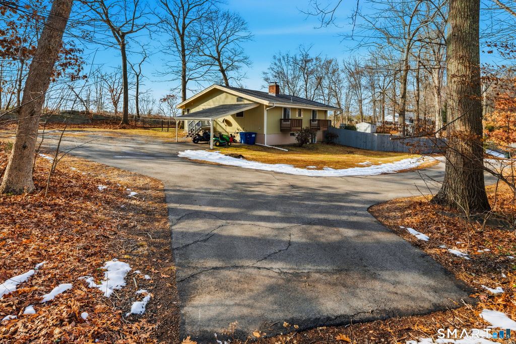 Photo of 39 Inchcliffe Drive, Ledyard, CT 06335 (MLS # 24148836)