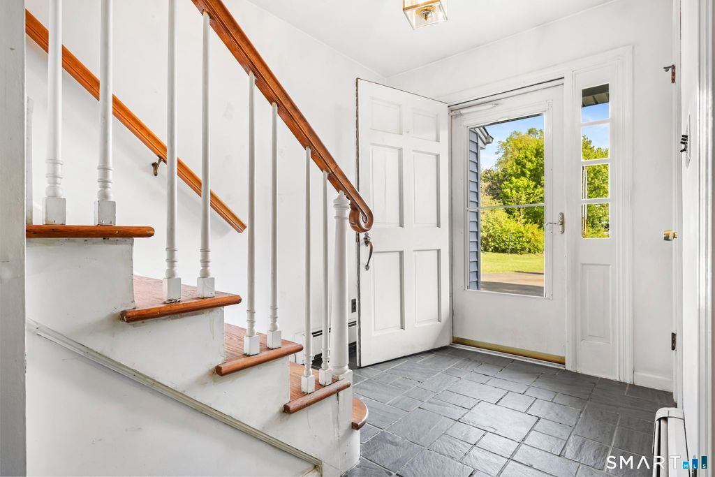 Photo of 2 Golf View Circle, Stamford, CT 06905 (MLS # 24173168)