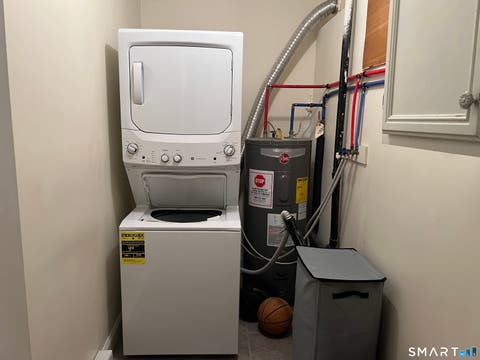 Tiny photo for 925 Oronoke Road #11E, Waterbury, CT 06708 (MLS # 24195777)