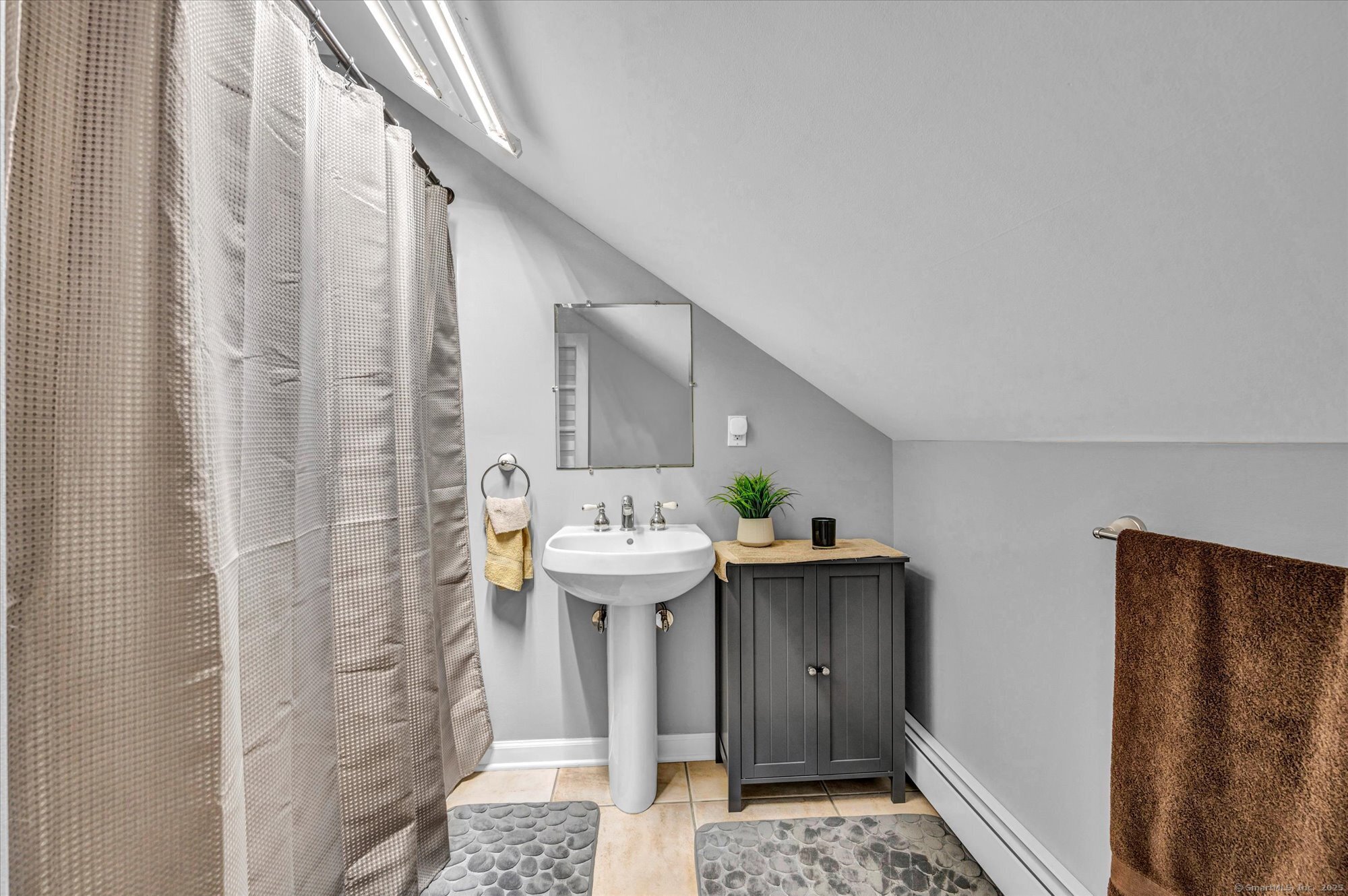 168 Green Hill Road, Madison, Connecticut image 19